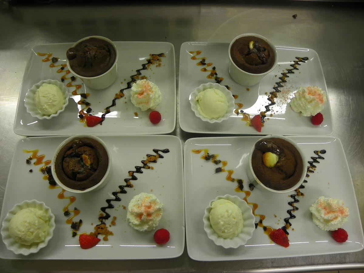 Logis- Hotel Spa Restaurant L'Epicurial Saint-Pey-de-Castets Zewnętrze zdjęcie