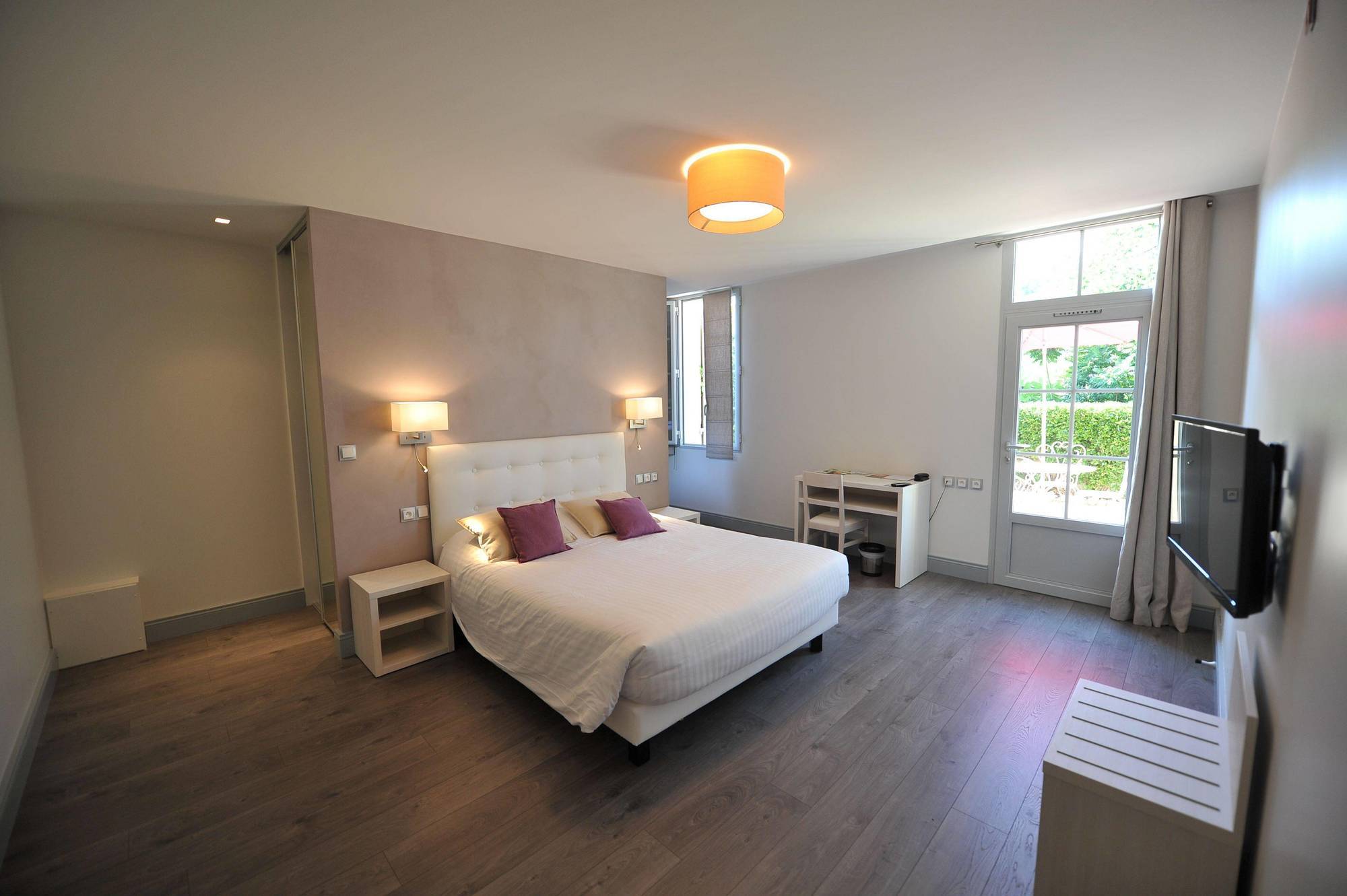 Logis- Hotel Spa Restaurant L'Epicurial Saint-Pey-de-Castets Zewnętrze zdjęcie