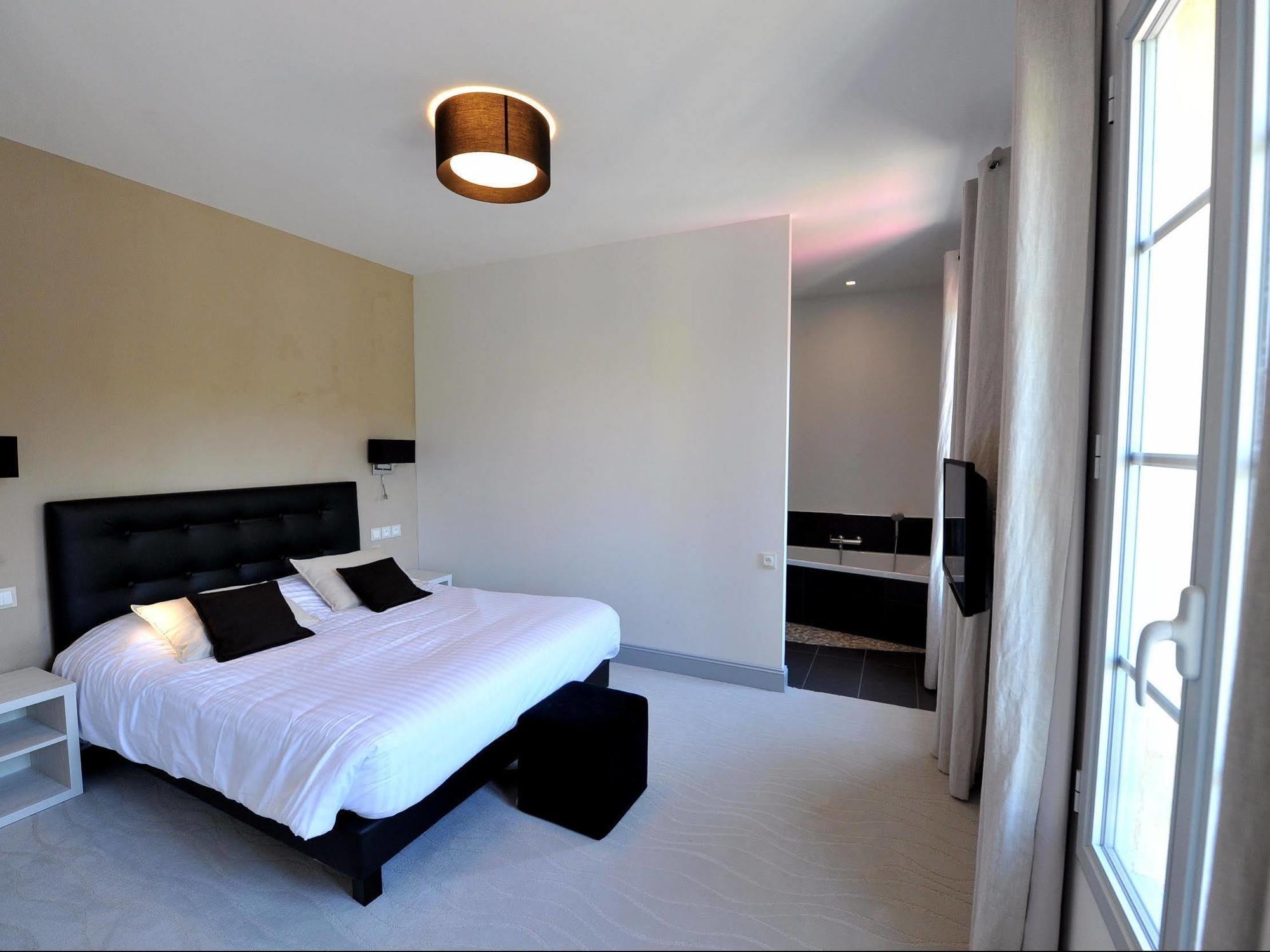 Logis- Hotel Spa Restaurant L'Epicurial Saint-Pey-de-Castets Zewnętrze zdjęcie