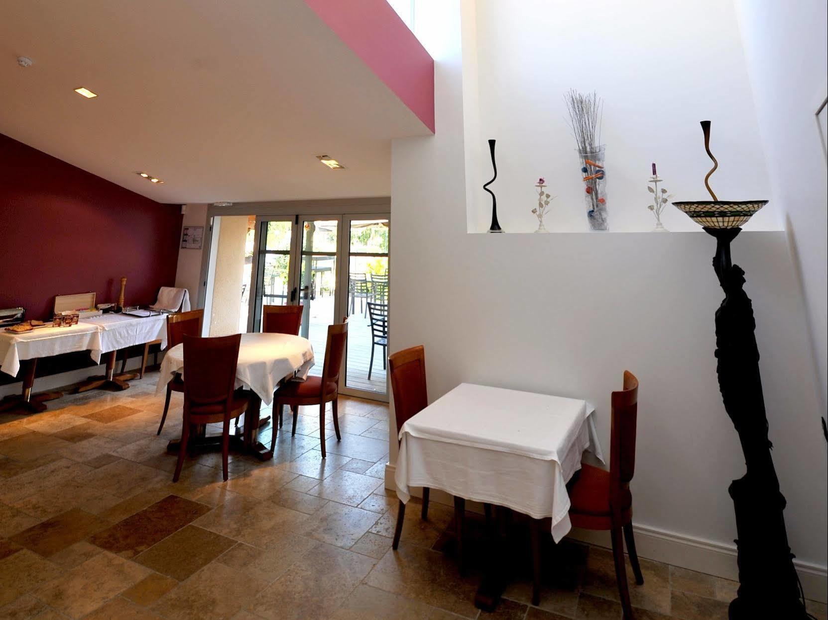 Logis- Hotel Spa Restaurant L'Epicurial Saint-Pey-de-Castets Zewnętrze zdjęcie