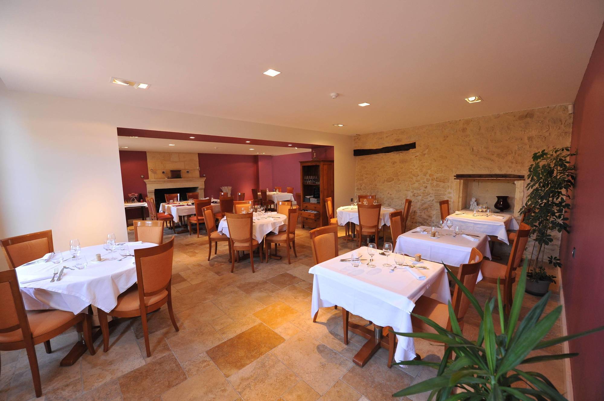 Logis- Hotel Spa Restaurant L'Epicurial Saint-Pey-de-Castets Zewnętrze zdjęcie